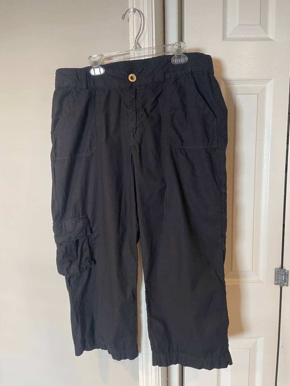 Fresh Produce black cotton capris size L